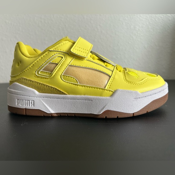 NEW PUMA SPONGEBOB SIZE 2C Boys Yellow Sneakers SELF FASTENING STRAP - Picture 1 of 9